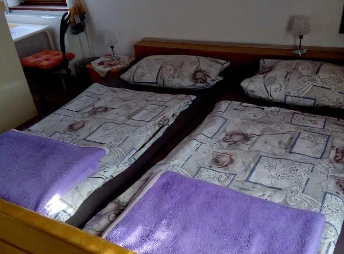 Rottl-sepp Renoth Karoline בית הארחה 3*